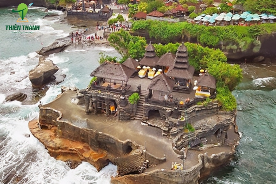Khám Phá Du Lịch Bali - Đền Tanah Lot