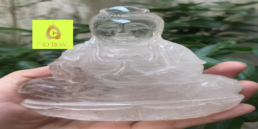 Tượng Phật Bà Quan Âm Bằng Đá Thạch Anh Tại Đà Nẵng